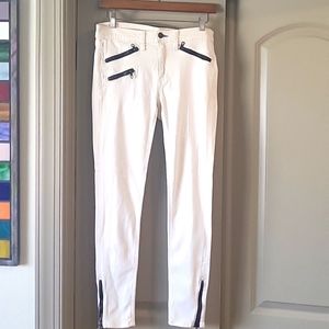 EUC - rag & bone moto Jean with working zippers!! Absolutely perfect.